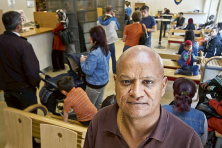 Daniel Habtezghi skyddsombud på Tensta servicekontor