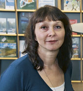 Christina Karlsson försöker att inte oroa sig.